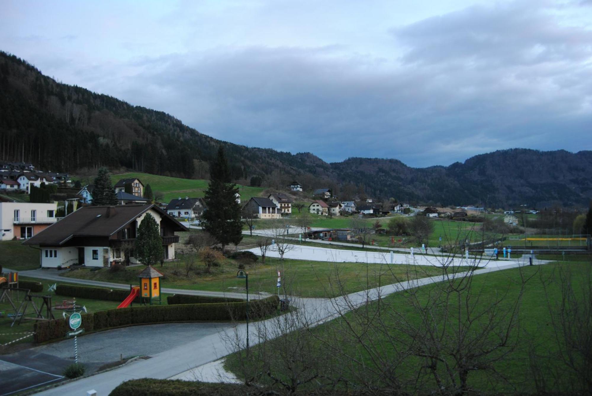 Fewo Ossiach Buitenkant foto
